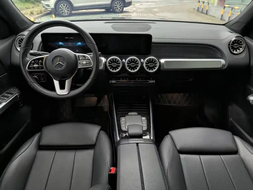 Mercedes-Benz GLB 2022 Facelift GLB 200 Fashion Edition