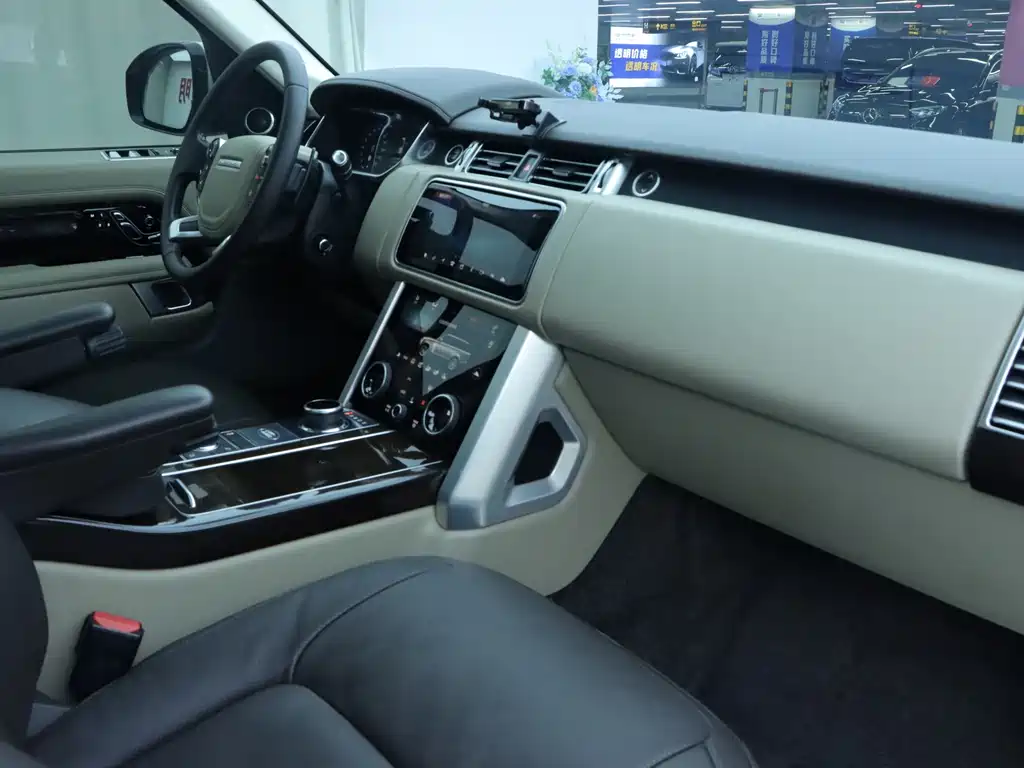 Range Rover 2021 3.0L Inline-6 Autobiography