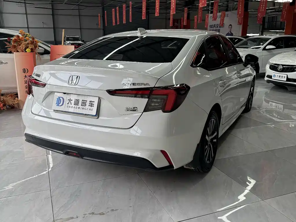 Integra 2023 240TURBO CVT Tech Edition