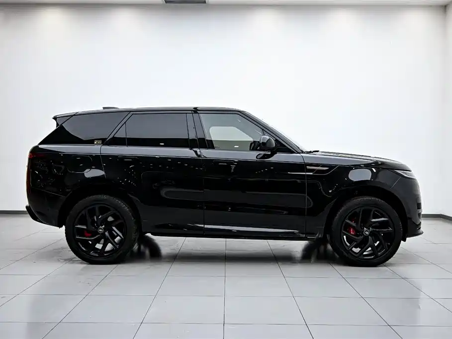 Range Rover Sport 2023 400PS Dynamic SE