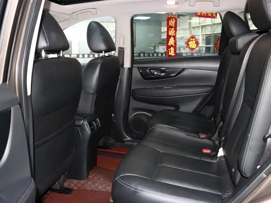 Nissan X-Trail 2020 2.5L XL ITS 3rows CVT 4WD 7-Seater Luxury Navigator Edition