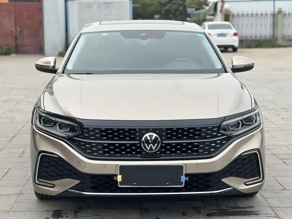 Passat 2022 330TSI Starlight Luxury Edition