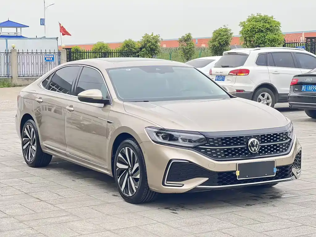 Passat 2022 330TSI Starlight Luxury Edition