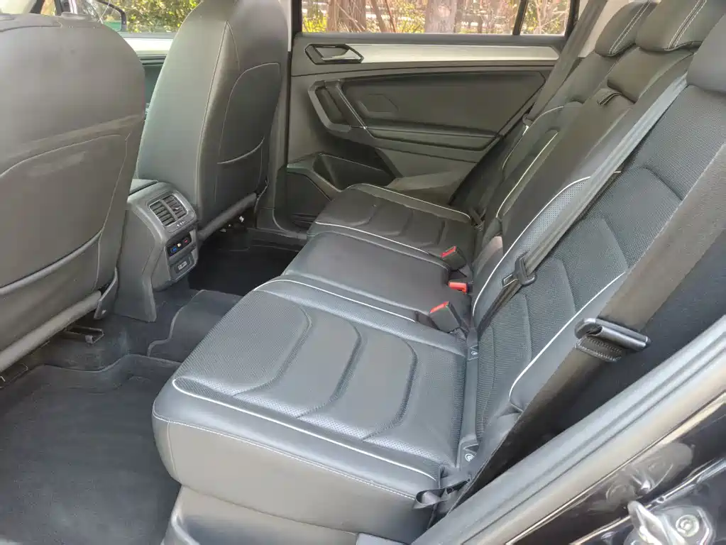 Volkswagen Tiguan L 2018 330TSI Front-Wheel Drive ComfortLine
