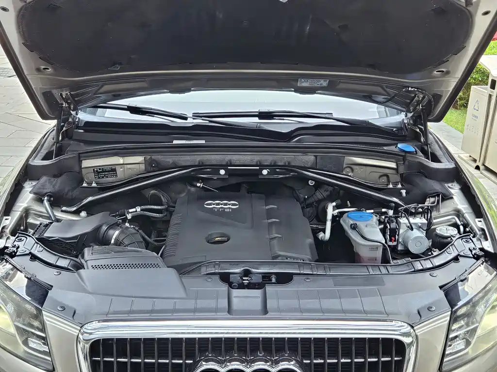 Audi Q5 2012 2.0 TFSI Technical Edition