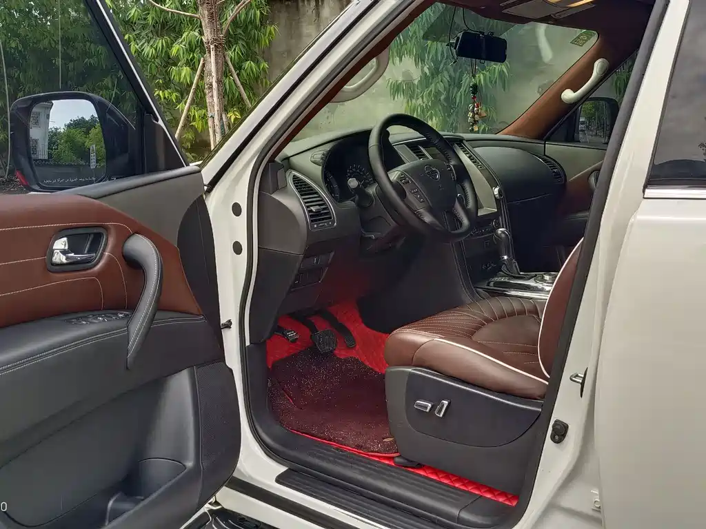 Nissan Patrol 2018 4.0L Leading Edition