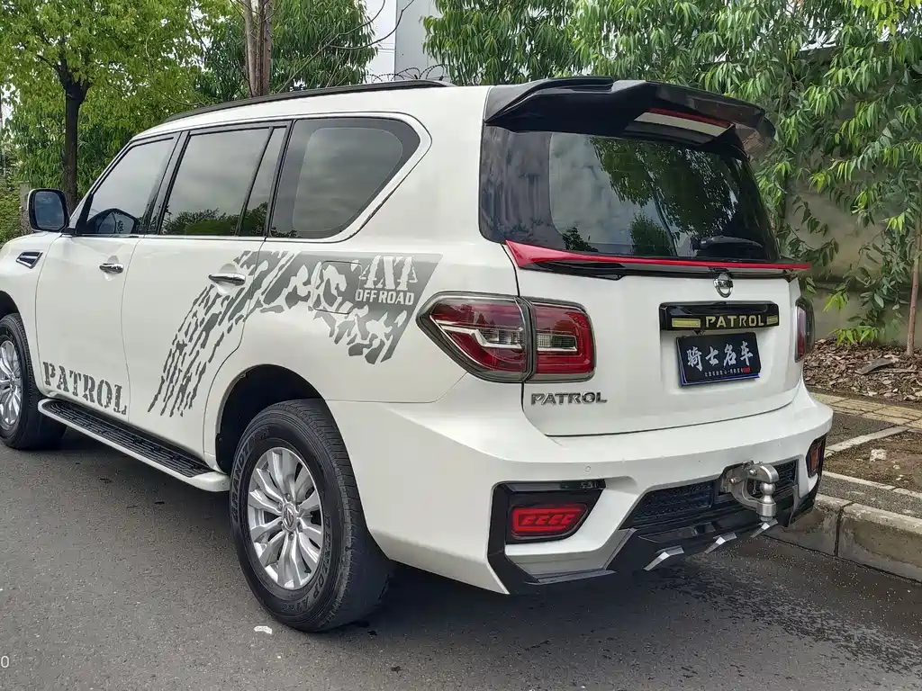 Nissan Patrol 2018 4.0L Leading Edition