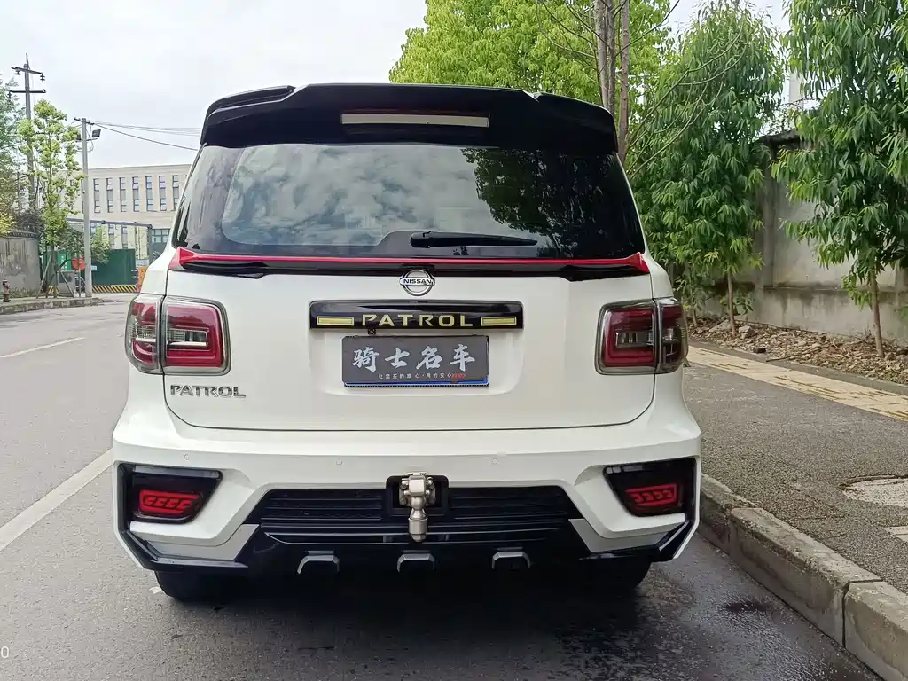 Nissan Patrol 2018 4.0L Leading Edition