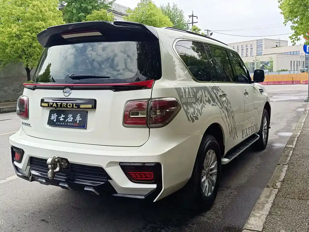 Nissan Patrol 2018 4.0L Leading Edition