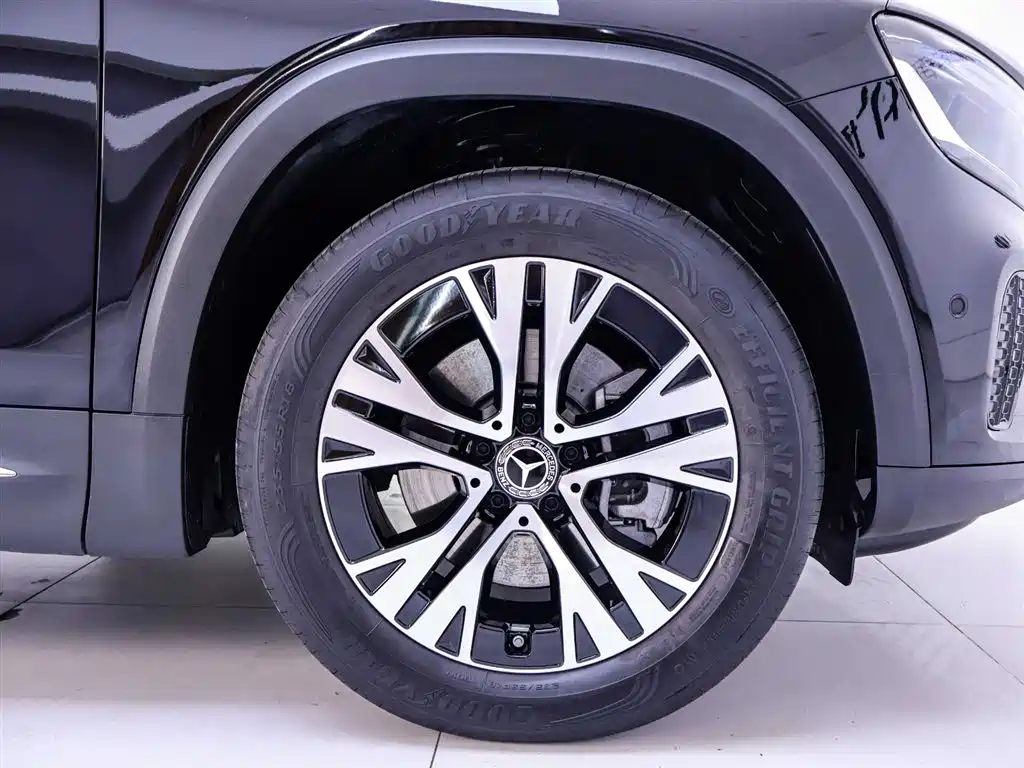 Mercedes-Benz GLB 2025 GLB 220 Dynamic Trim