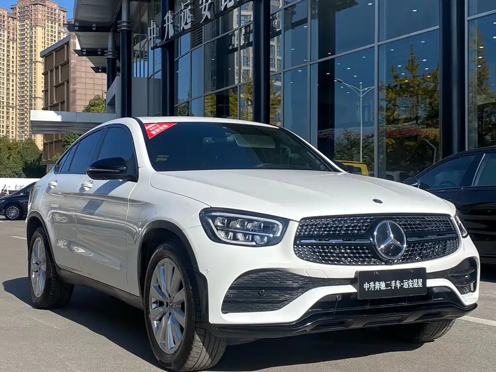 Mercedes-Benz GLC Coupe 2021 GLC 260 4MATIC Coupe SUV