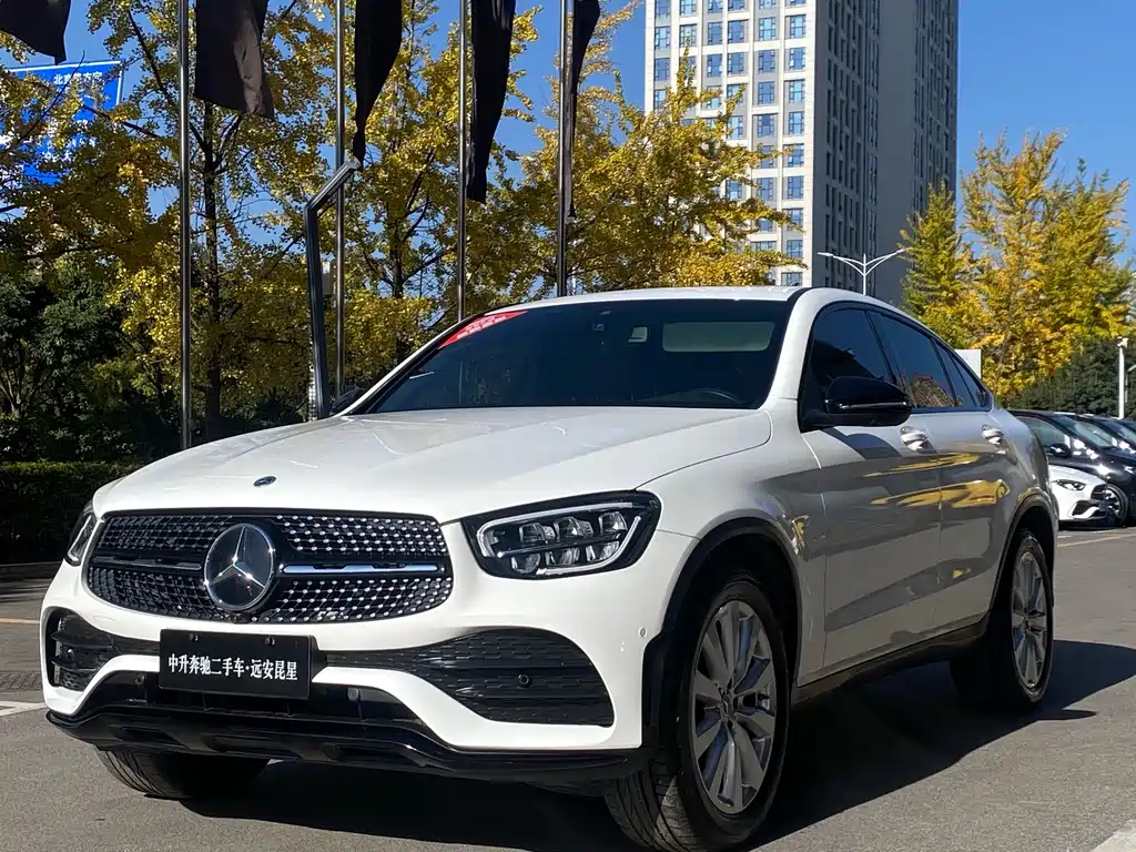Mercedes-Benz GLC Coupe 2021 GLC 260 4MATIC Coupe SUV