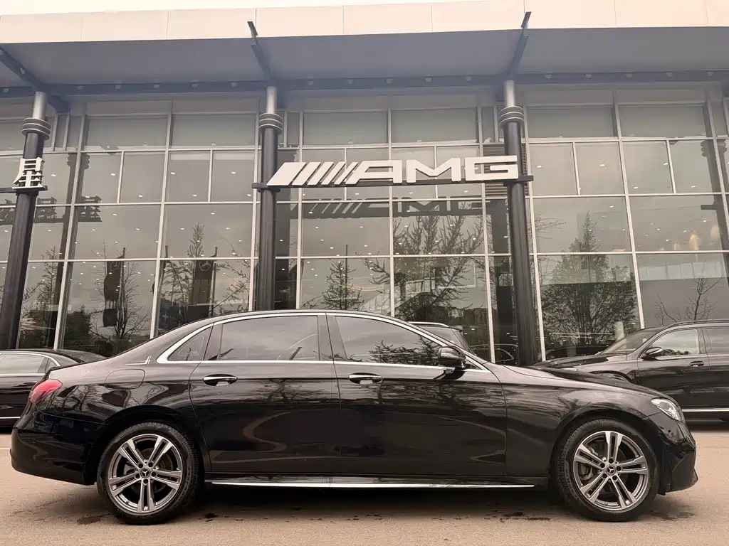 Mercedes-Benz E-Class 2023 E 260 L Sport