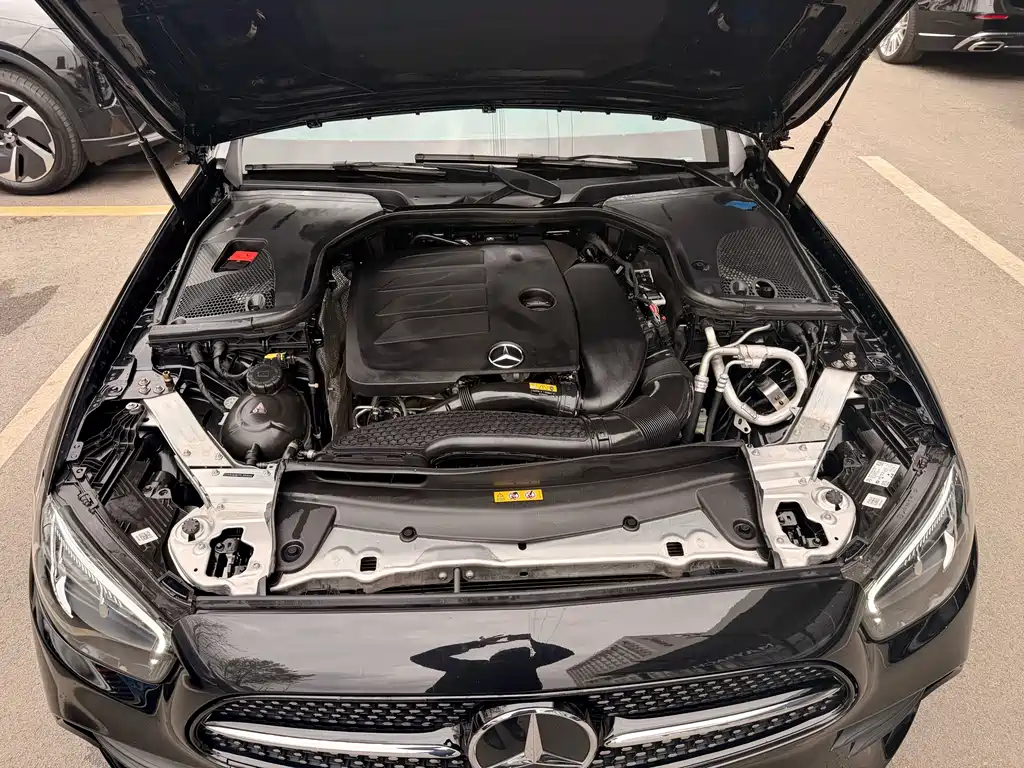 Mercedes-Benz E-Class 2023 E 260 L Sport