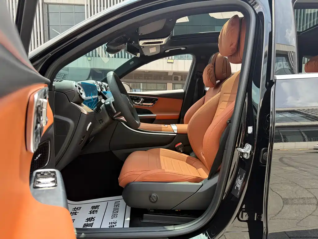 Mercedes-Benz GLC 2025 GLC 300 L 4MATIC Dynamic 5-Seater