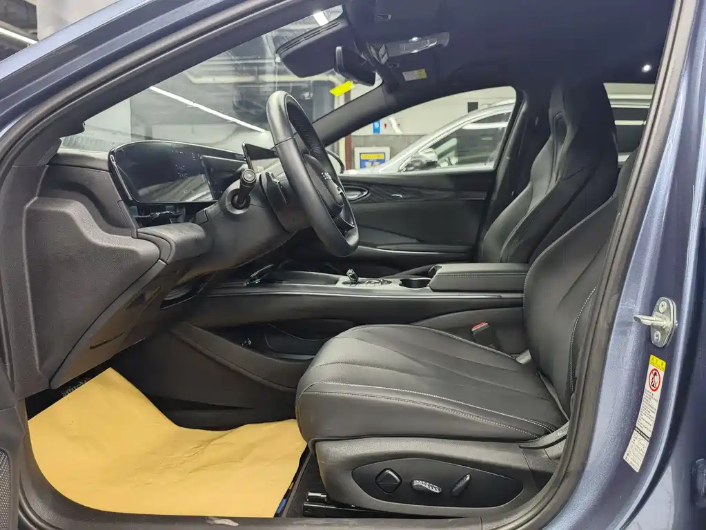 BYD Seal 2025 650 Intelligent Driving Edition