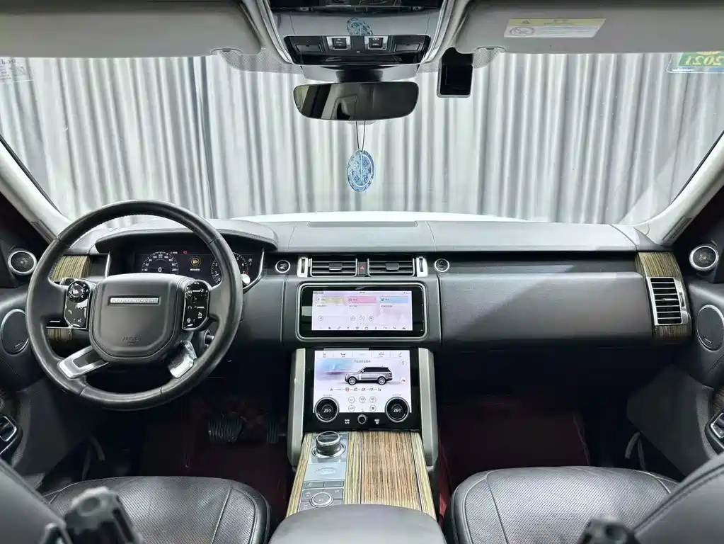 Range Rover 2018 3.0 SC V6 Vogue Heritage Edition