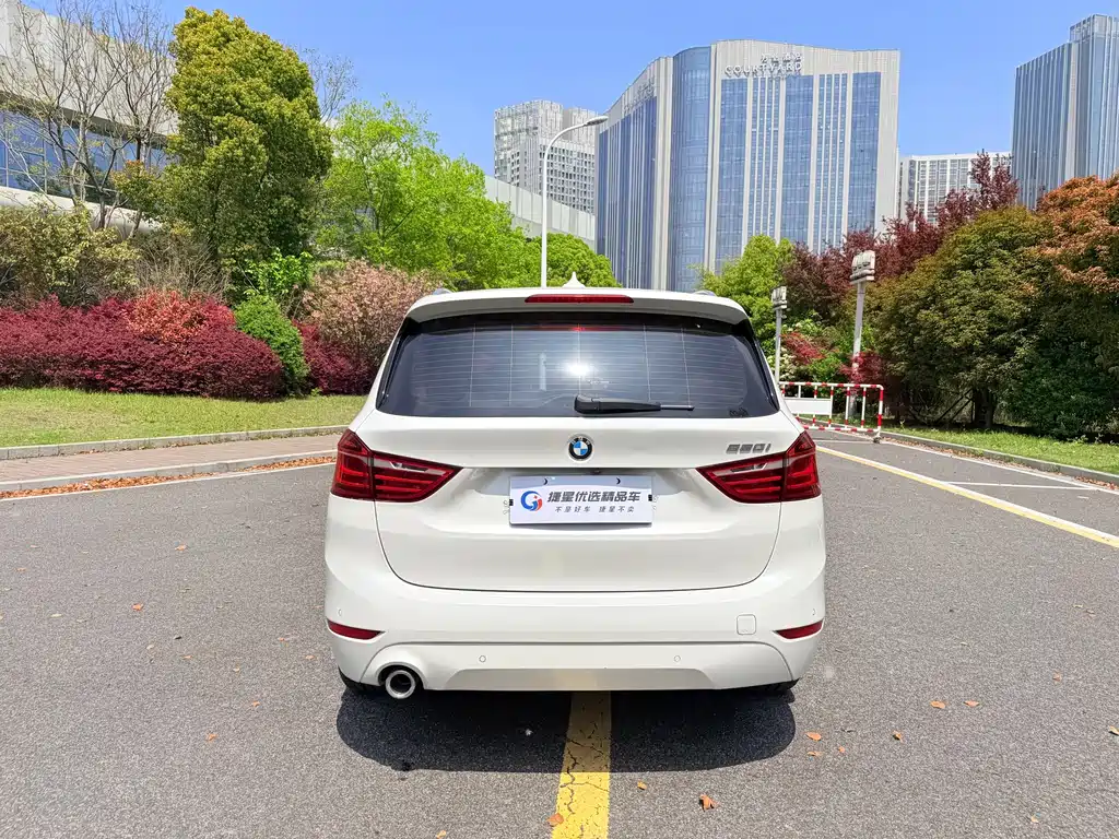 BMW 2 Series Gran Tourer 2018 220i Leading Edition