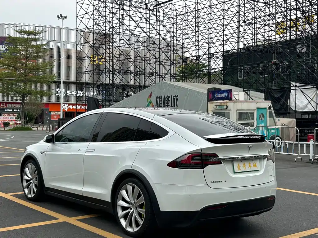 Tesla Model X 2016 Model X 90D