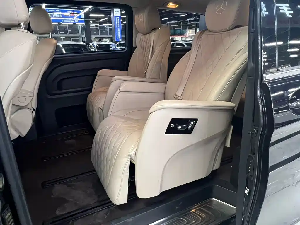 Mercedes-Benz Vito 2016 2.0T Elite Edition
