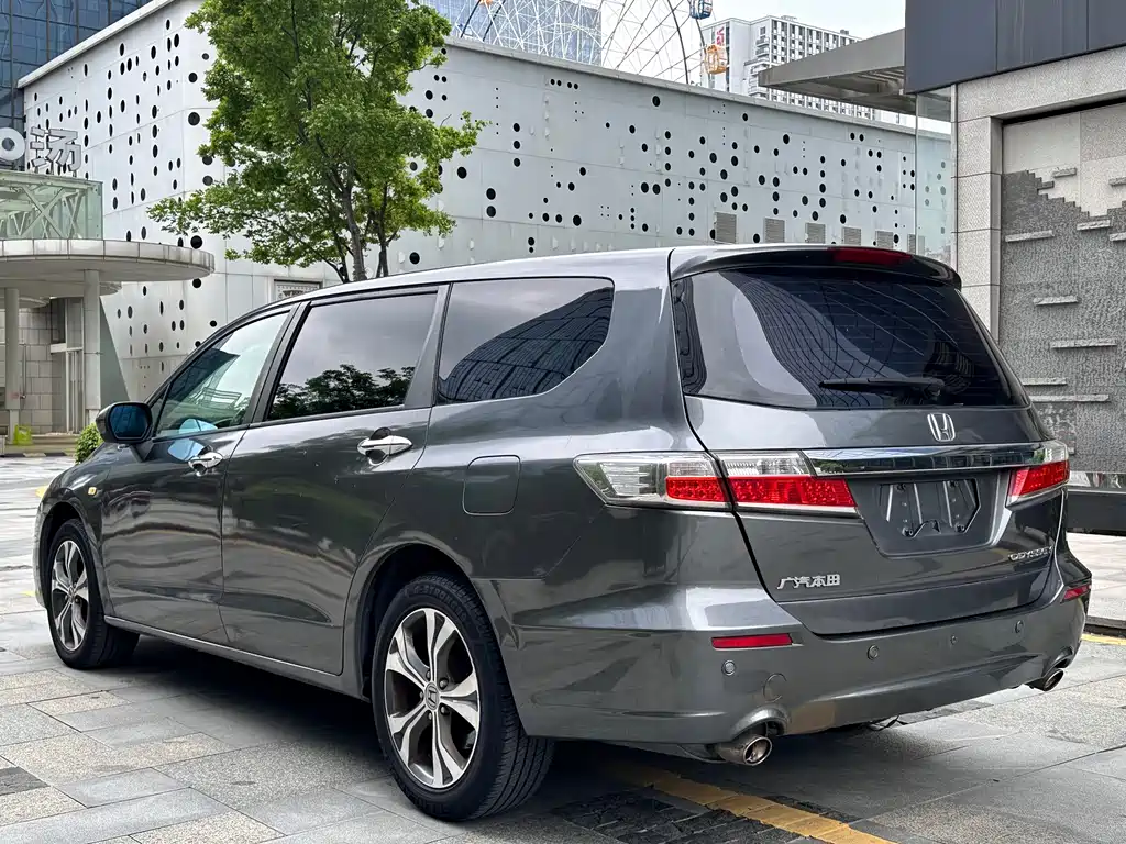 Odyssey 2013 2.4L Luxury Edition