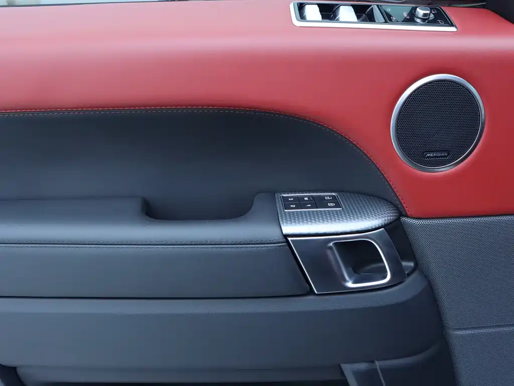 Range Rover Sport 2022 3.0L 6-Cylinder Black Edition