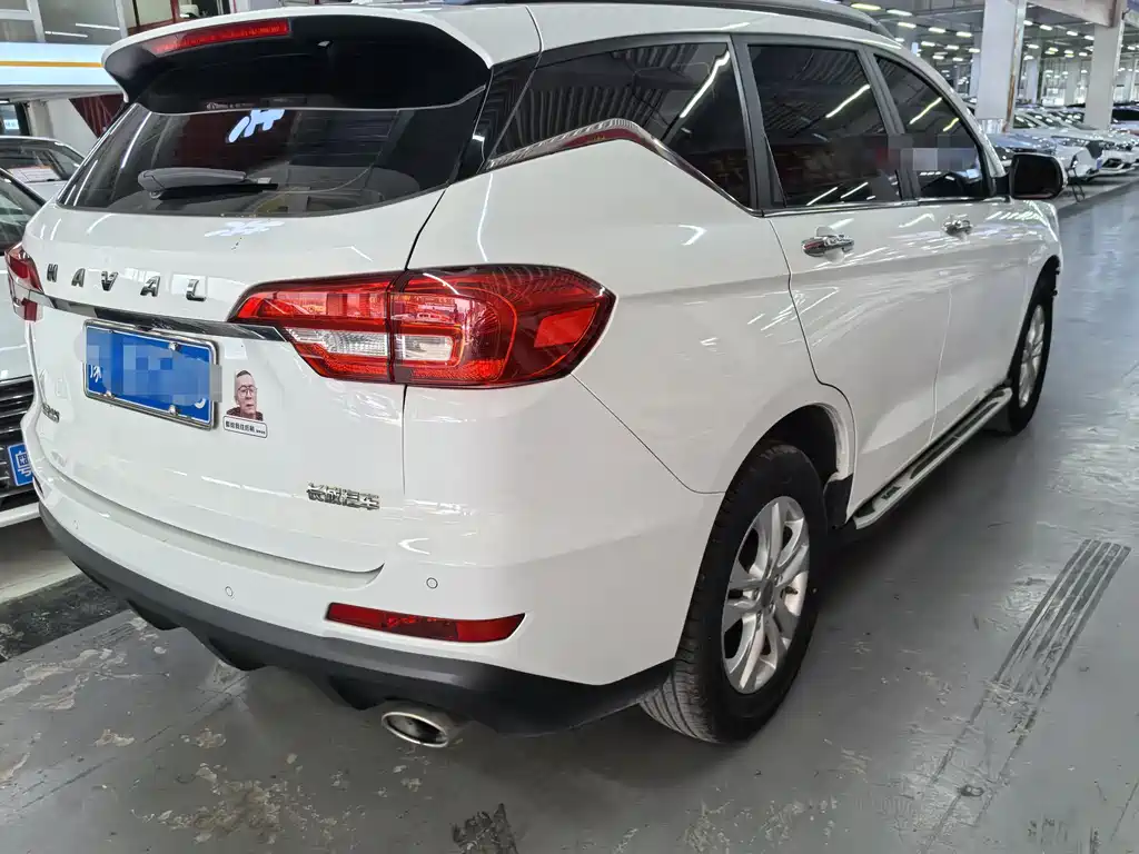 Haval M6