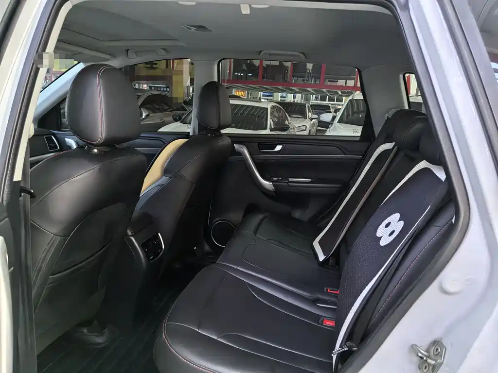 Haval M6