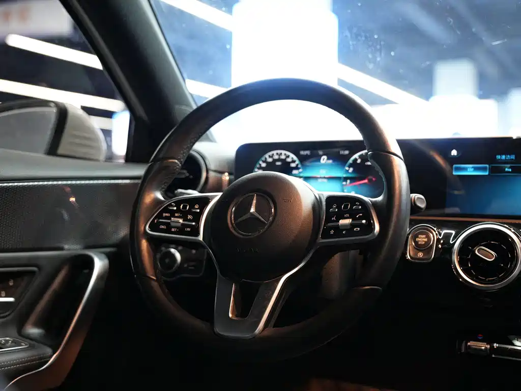 Mercedes-Benz A-Class (Imported) 2019 A 200 Dynamic Edition