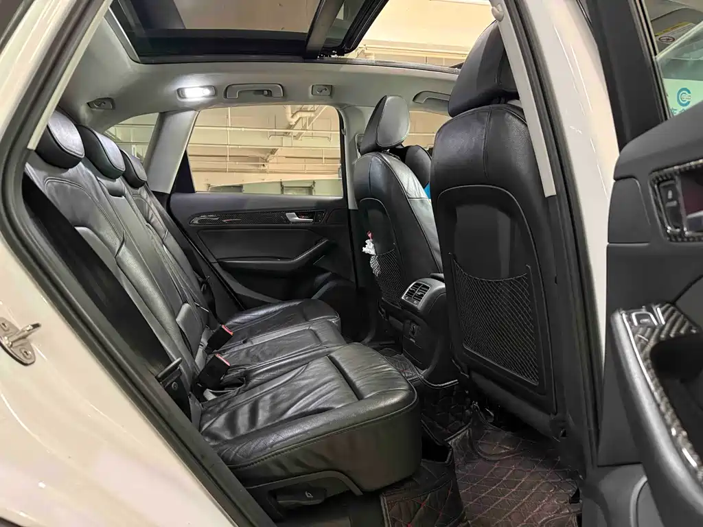 Audi Q5 2015 40 TFSI Technik