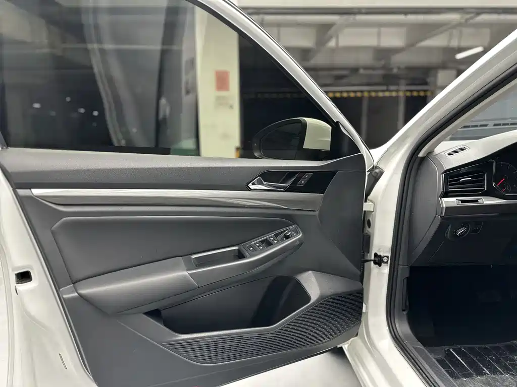 Bora 2020 1.5L Automatic Elite