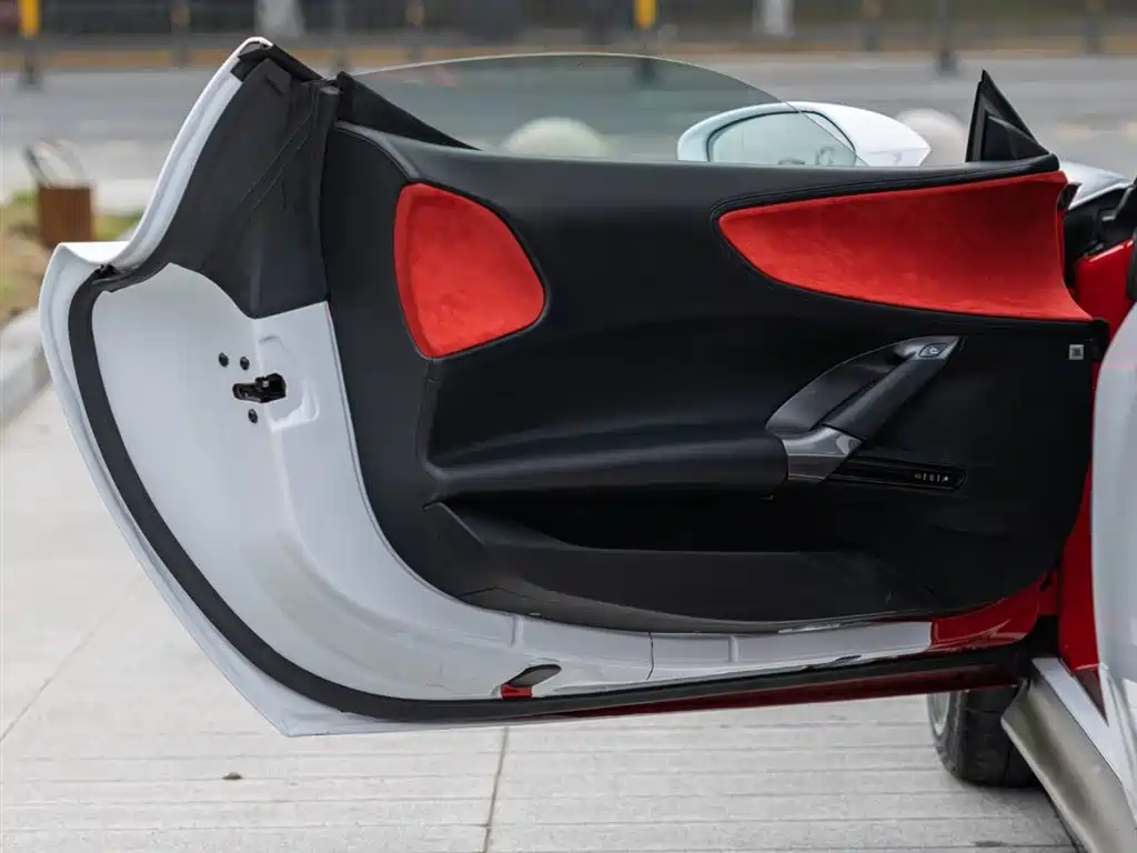 Ferrari SF90 Stradale
