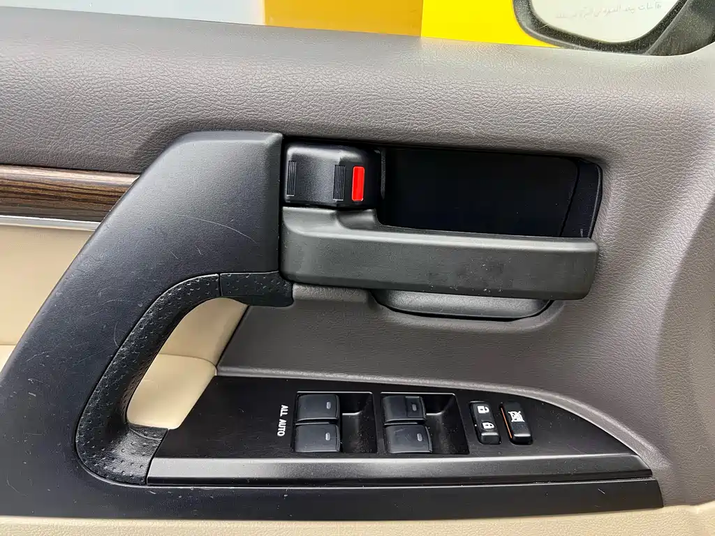 Toyota Land Cruiser 2017 4.0L Automatic
