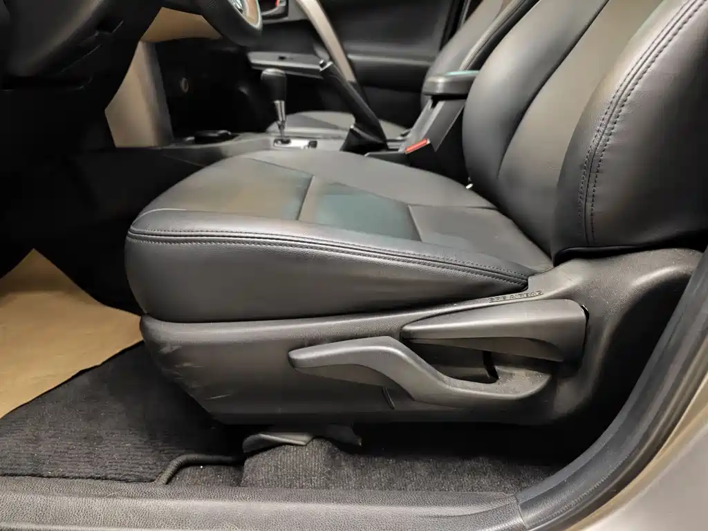 2019 Toyota RAV4 2.0L CVT FWD Fengshang Edition China VI