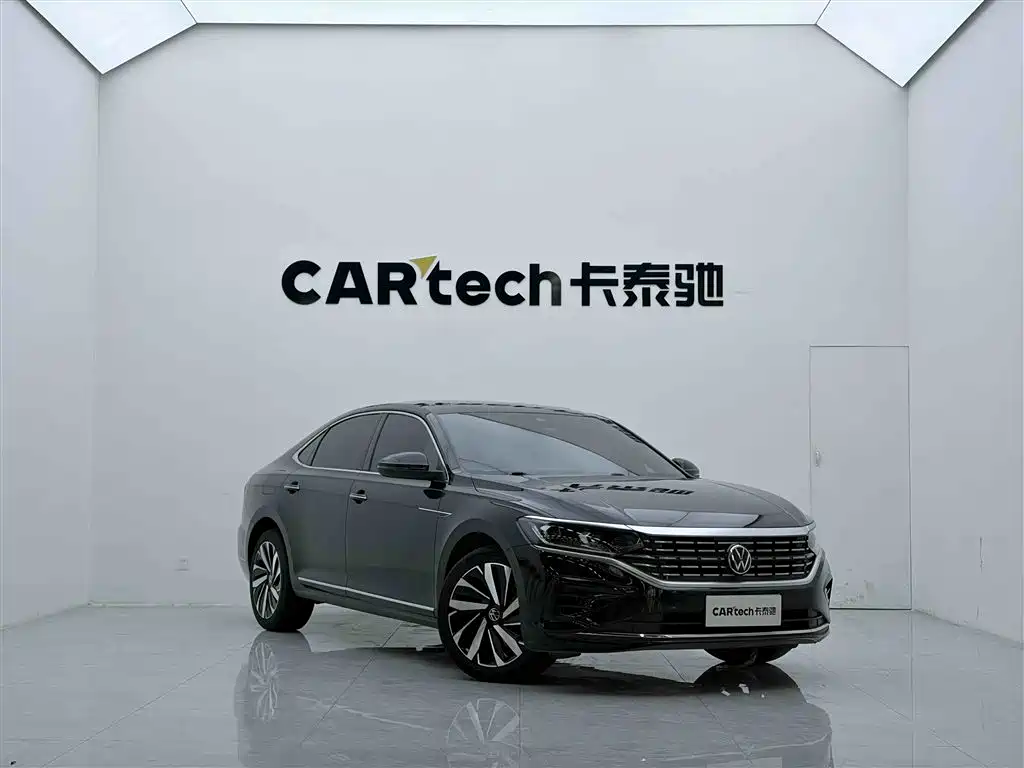 Volkswagen Passat 2022 330TSI Highline
