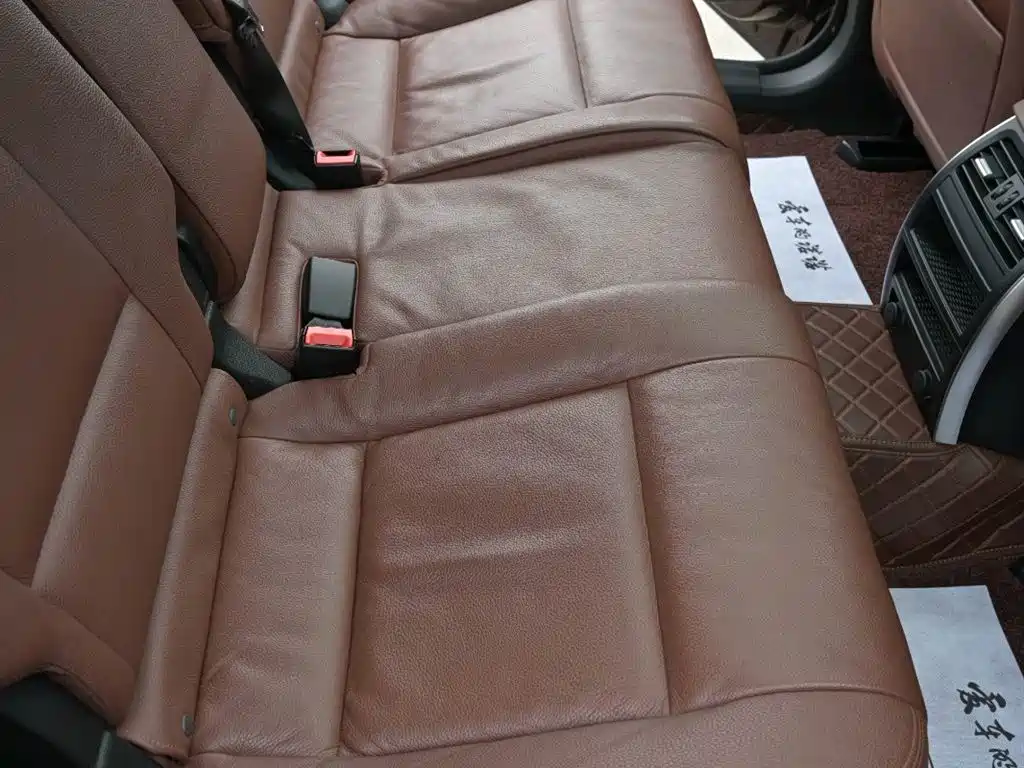 BMW 5 Series GT 2017 528i Leading Edition