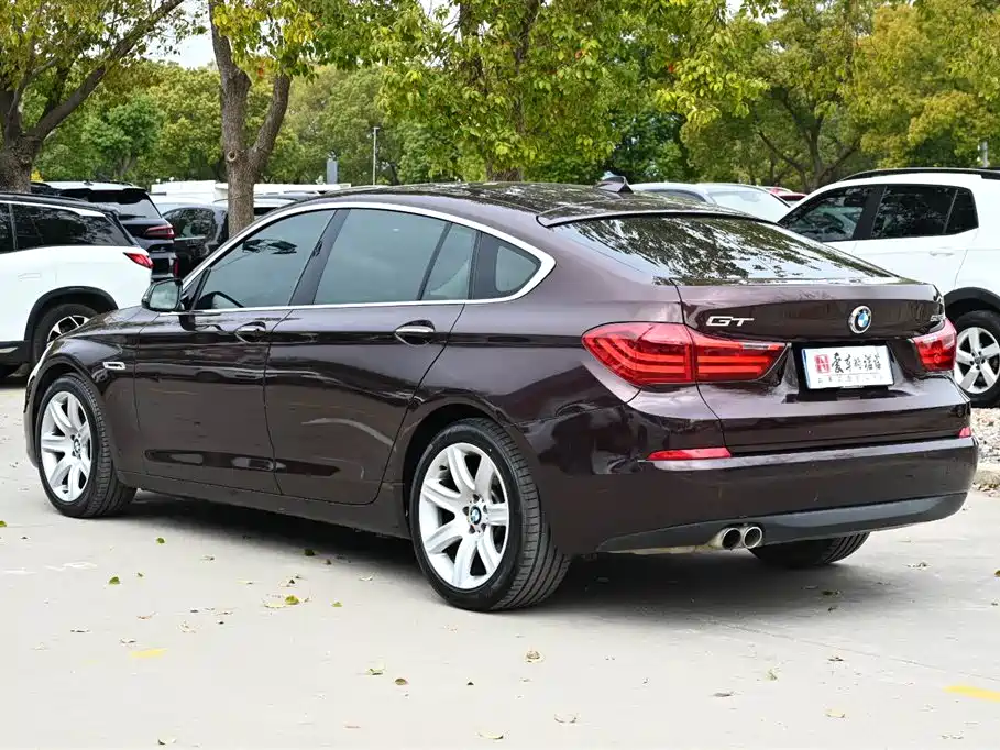 BMW 5 Series GT 2017 528i Leading Edition