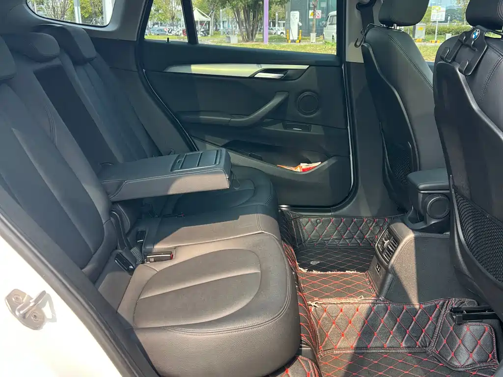 BMW X1 2019 sDrive20Li Leading Edition
