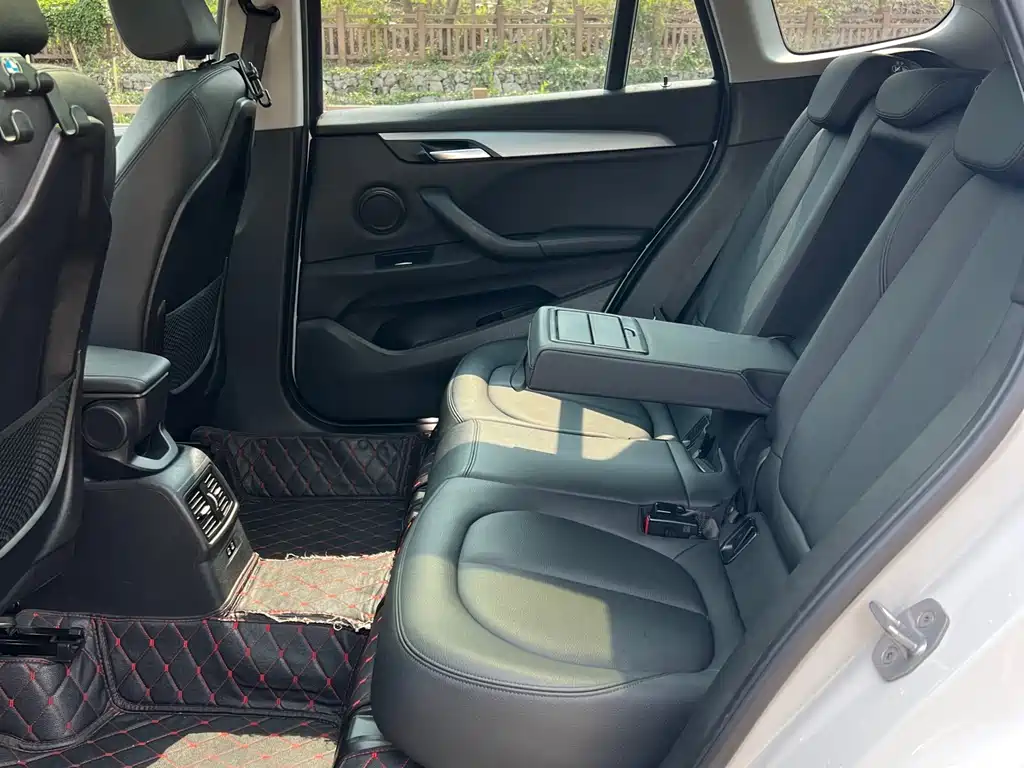 BMW X1 2019 sDrive20Li Leading Edition