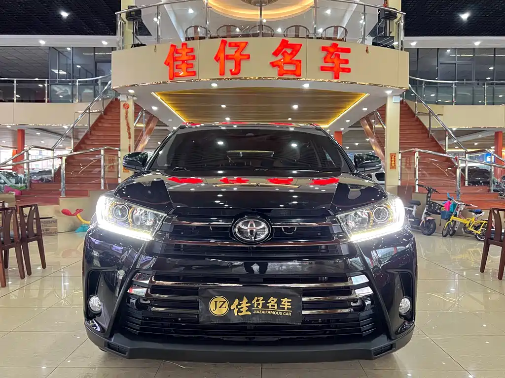 Toyota Highlander 2018 2.0T AWD Knight Edition 7-Seater China VI