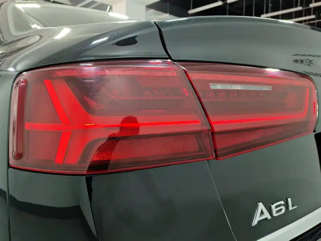 Audi A6L 2018 35 TFSI Collector's Edition