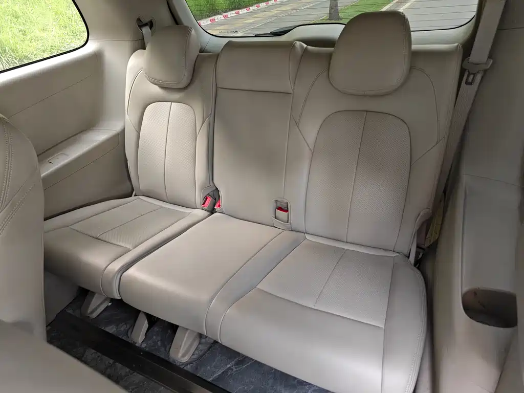Buick GL8 2023 ES Luxury Comfort Trim