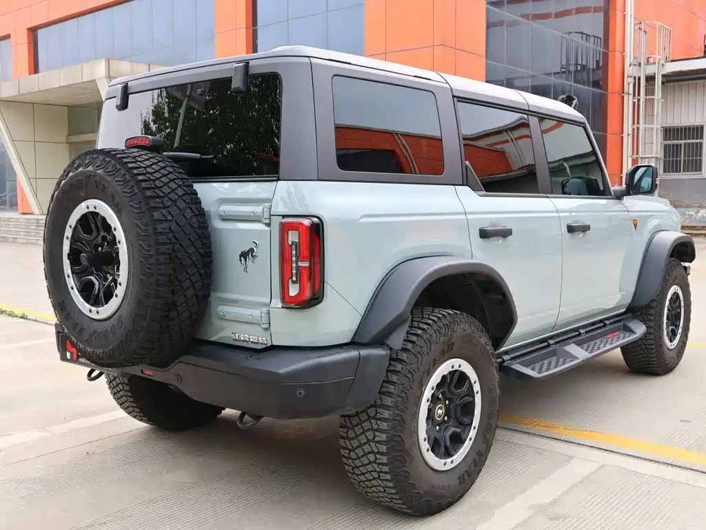 Ford Bronco 2024 2.3T Badlands