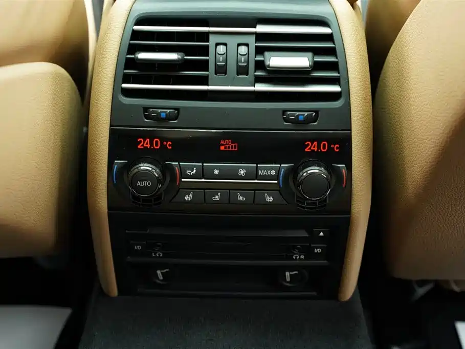 BMW 7 Series 2010 760Li