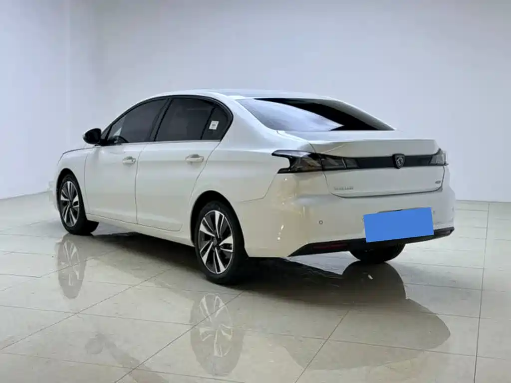 Peugeot 408 2022 1.6T Zhuiguang Edition