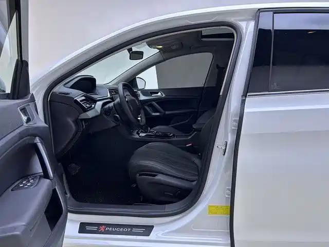 Peugeot 408 2022 1.6T Zhuiguang Edition