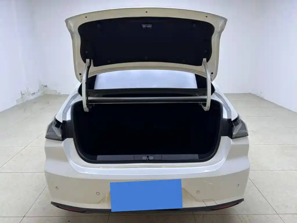Peugeot 408 2022 1.6T Zhuiguang Edition