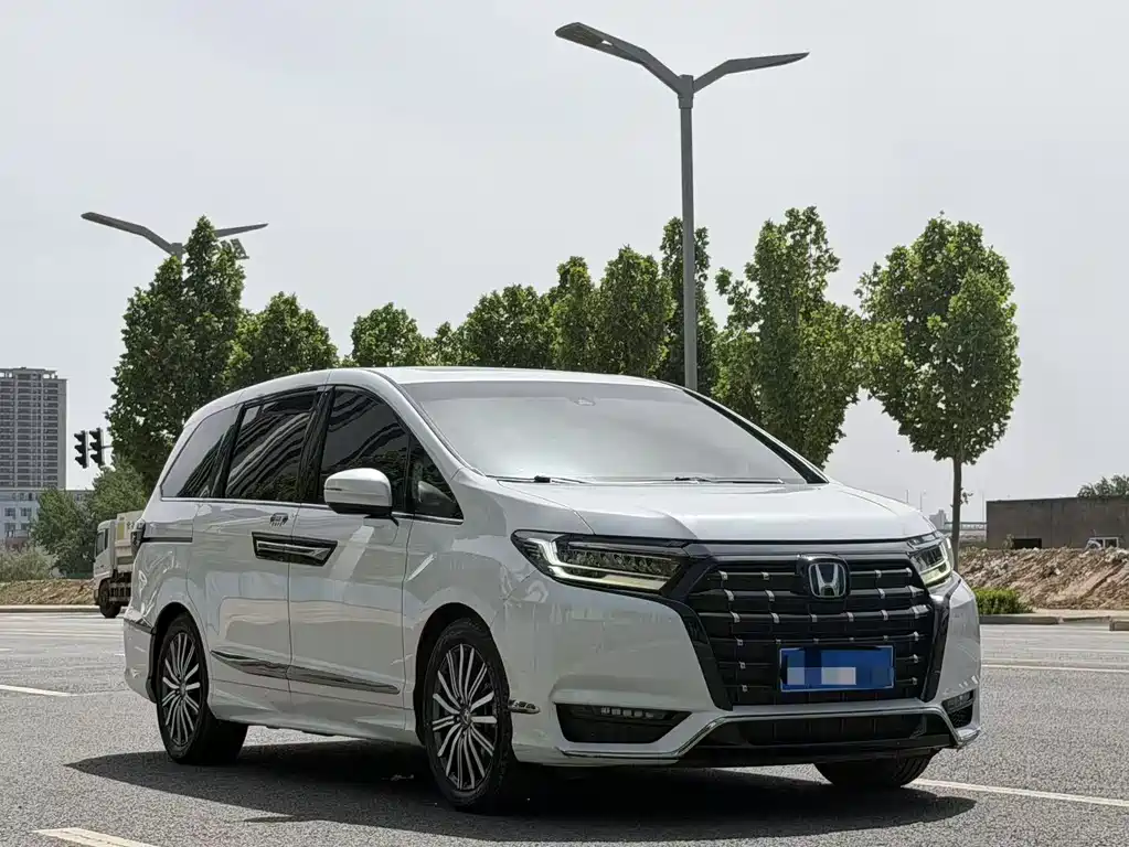 Honda Elysion 2022 2.0L e:HEV Luxury Edition