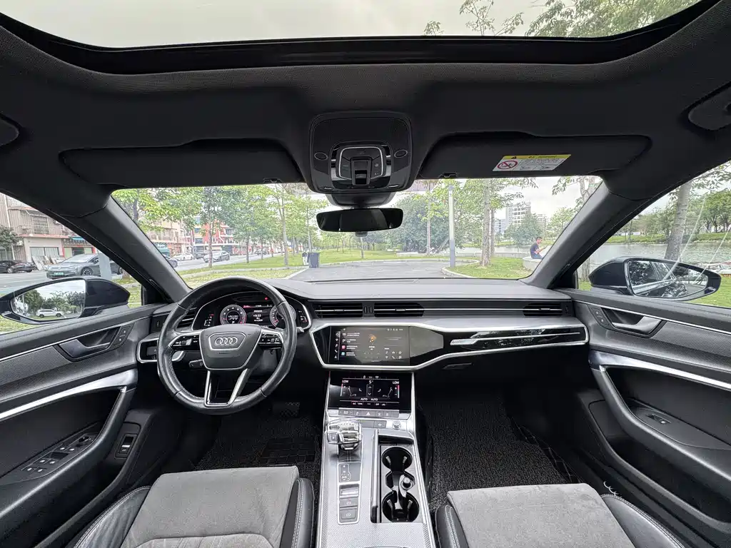 Audi A6L 2022 40 TFSI Luxury Dynamic Edition