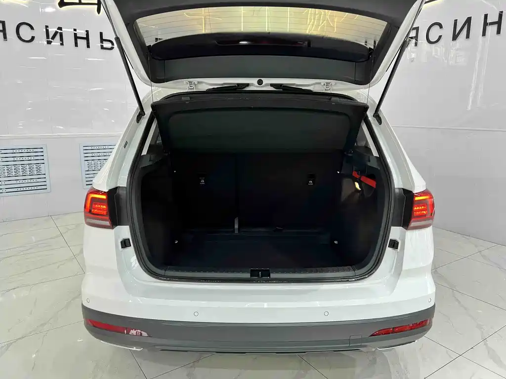 Volkswagen Tharu 2022 280TSI 2WD Luxury Edition
